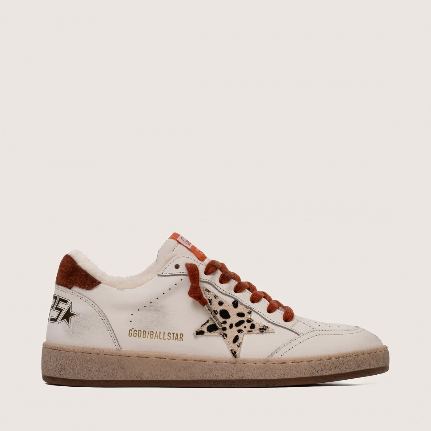 Женские кеды Зимние Golden Goose Ball Star / Лео звезда / корич шнурки цена 28 303 ₽ Женские кеды Зимние Golden Goose Ball Star / Лео звезда / корич шнурки цена 28 303 ₽ фото и описание в каталоге сайта goldengoose.moscow