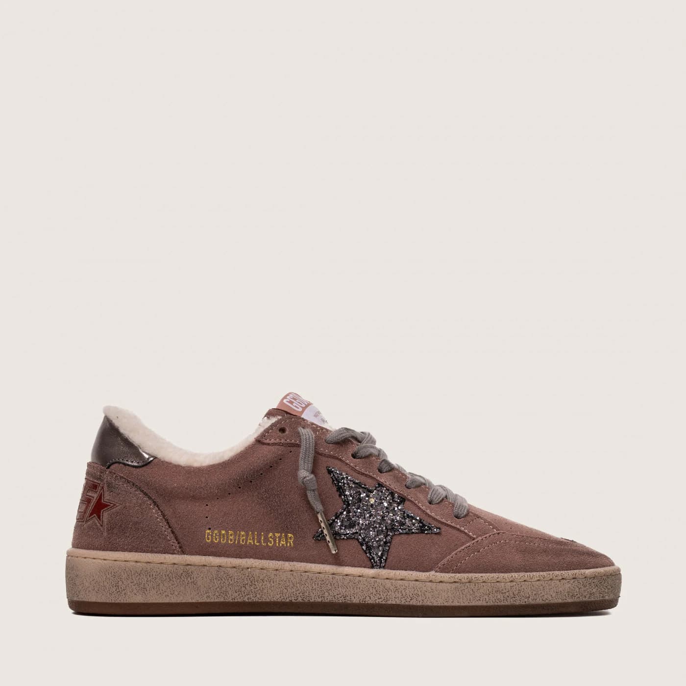 Женские кеды Зимние Golden Goose Ball Star / Замша розовая / сер зв цена 28 276 ₽ Женские кеды Зимние Golden Goose Ball Star / Замша розовая / сер зв цена 28 276 ₽ фото и описание в каталоге сайта goldengoose.moscow